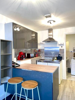 Crescent Loft Apartment - 1 Bedroom, Ilford